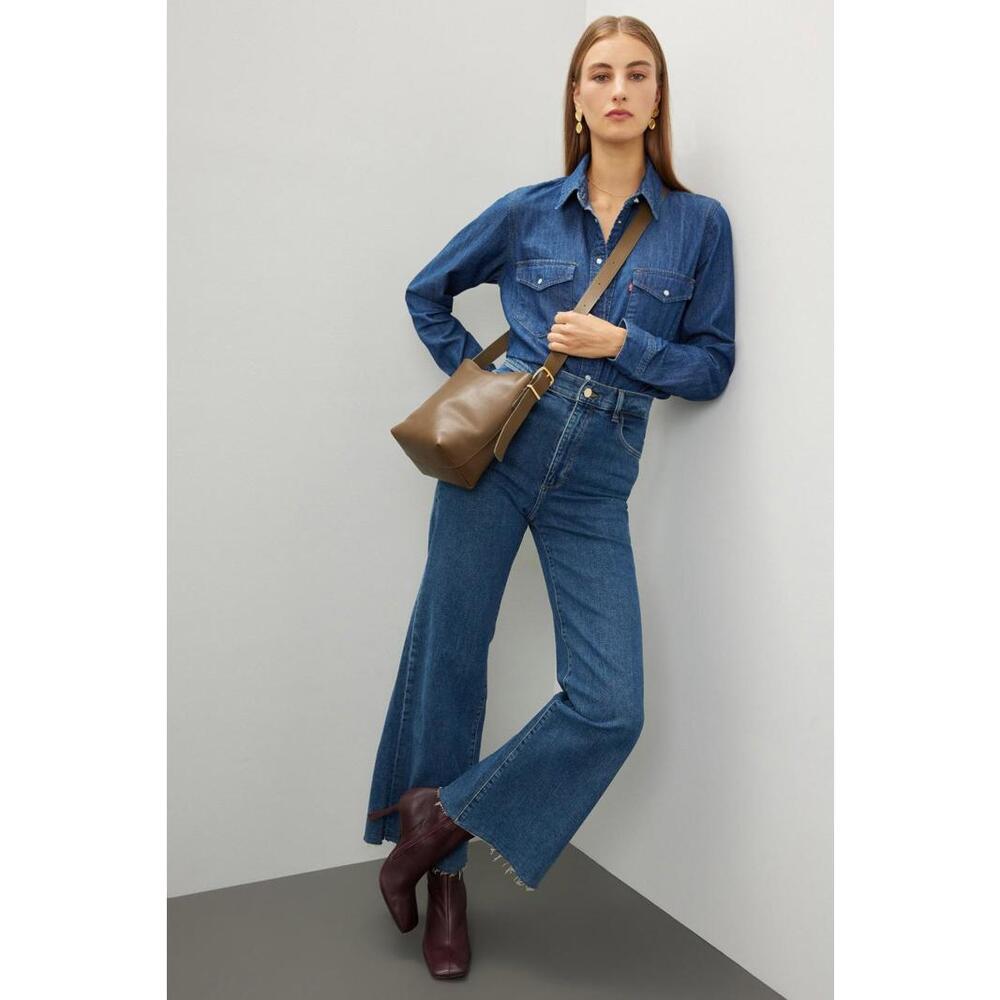 Madewell Brown Essentials Shoulder Bag with Light Surface Scuff and Faint Scratc